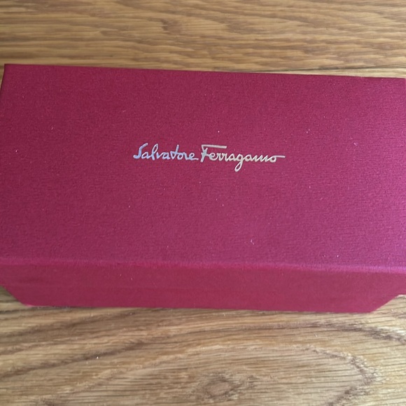 SALVATORE FERRAGAMO women’s tortoise shell sunglasses - Picture 9 of 10